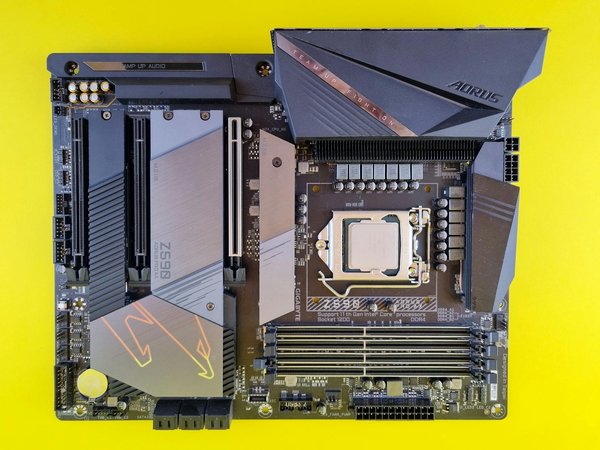 How are UK companies using IoT to revolutionize marketing strategies?